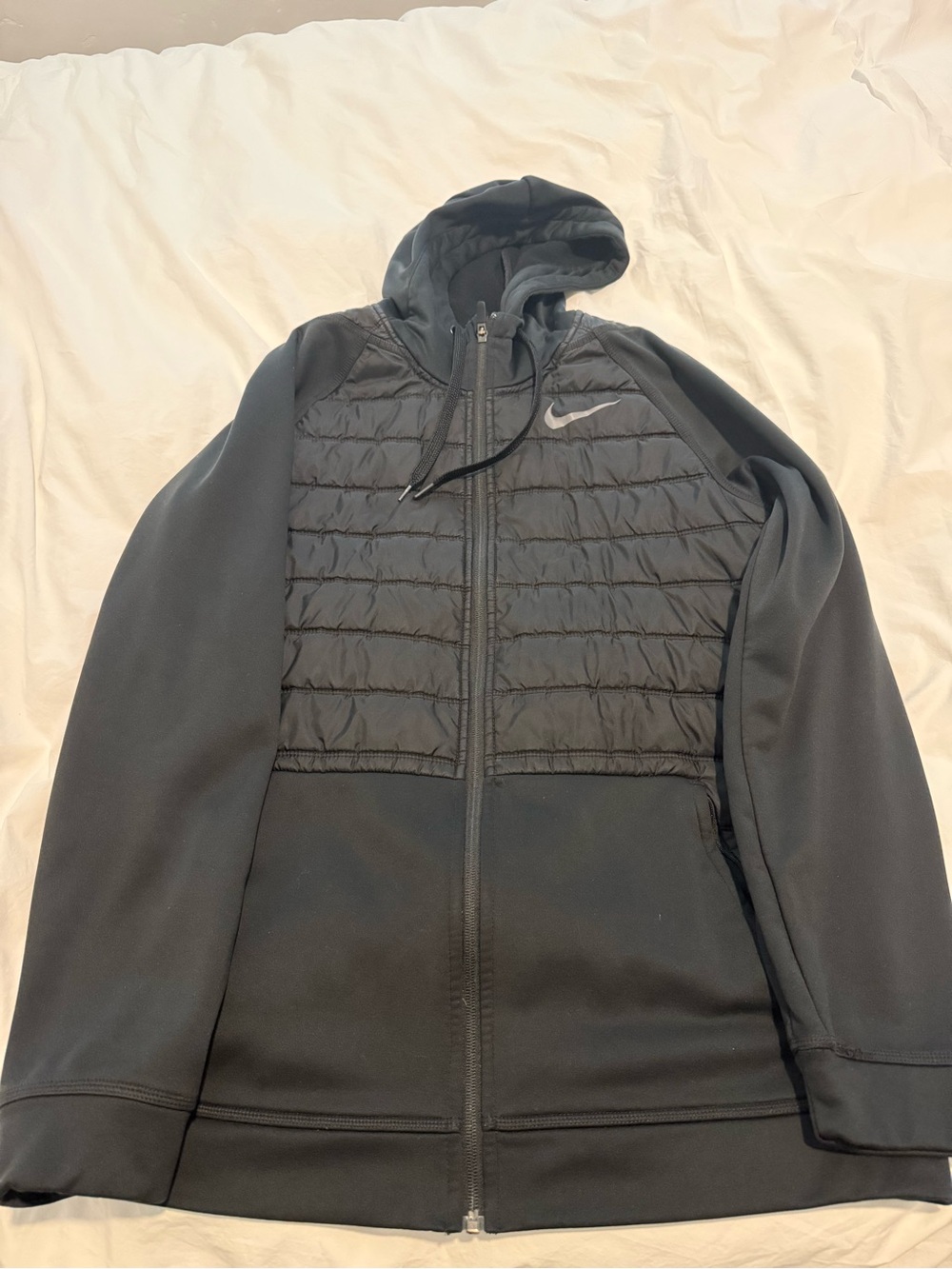 Nike Men's Black Quilted-Front Hooded Performance Jacket